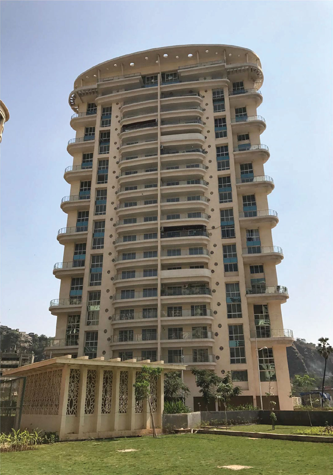 bryony-podium-garden